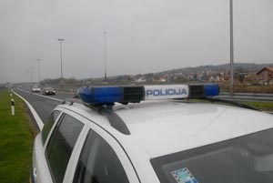 Slika MUP-ILUSTRACIJE-NOVA GALERIJA/policija02.jpg